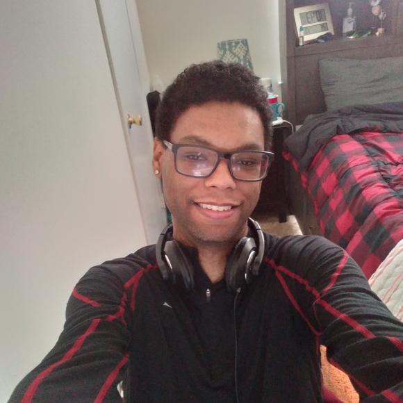 Meet your Posher, Darryl - Picture 2 of 3